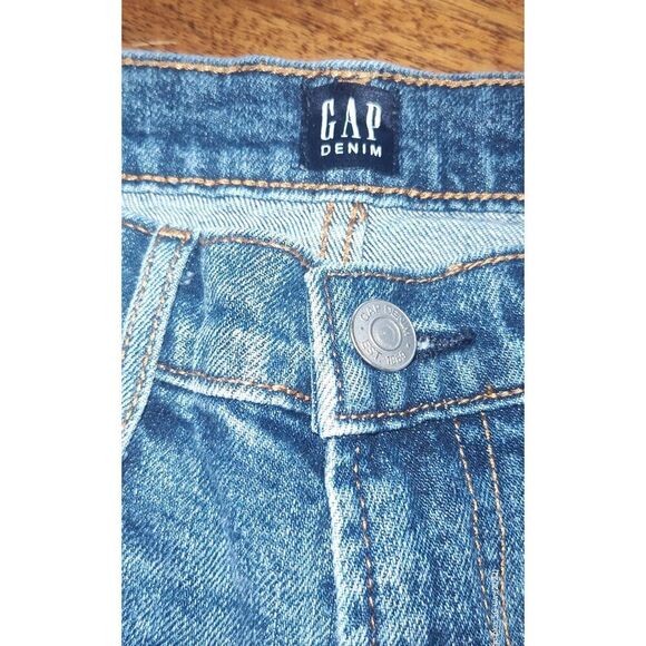 Gap Denim shorts distressed Size 25 waist 5" inseam light indigo - Picture 3 of 12